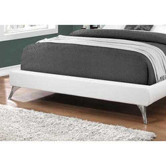 70.5" x 87.25" x 45.25" White Foam Solid Wood Leather Look  Queen Sized Bed With Chrome Legs
