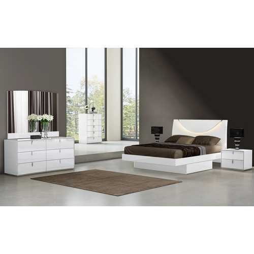 481" X 195.3" X 74".1 White  4PC Eastern King Bedroom Set